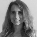 EmelieHäll_liteblurrigtleende EmelieHäll_liteblurrigtleende